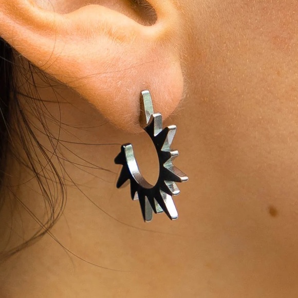 Alco Sunset Dancer Hoops Silver - Picture 2 of 2